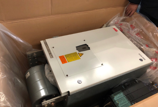 ABB鐩存祦璋冮€熷櫒DCS800-S02-1200-05